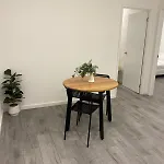 Burwood 2Br Lovely Apt Near Train